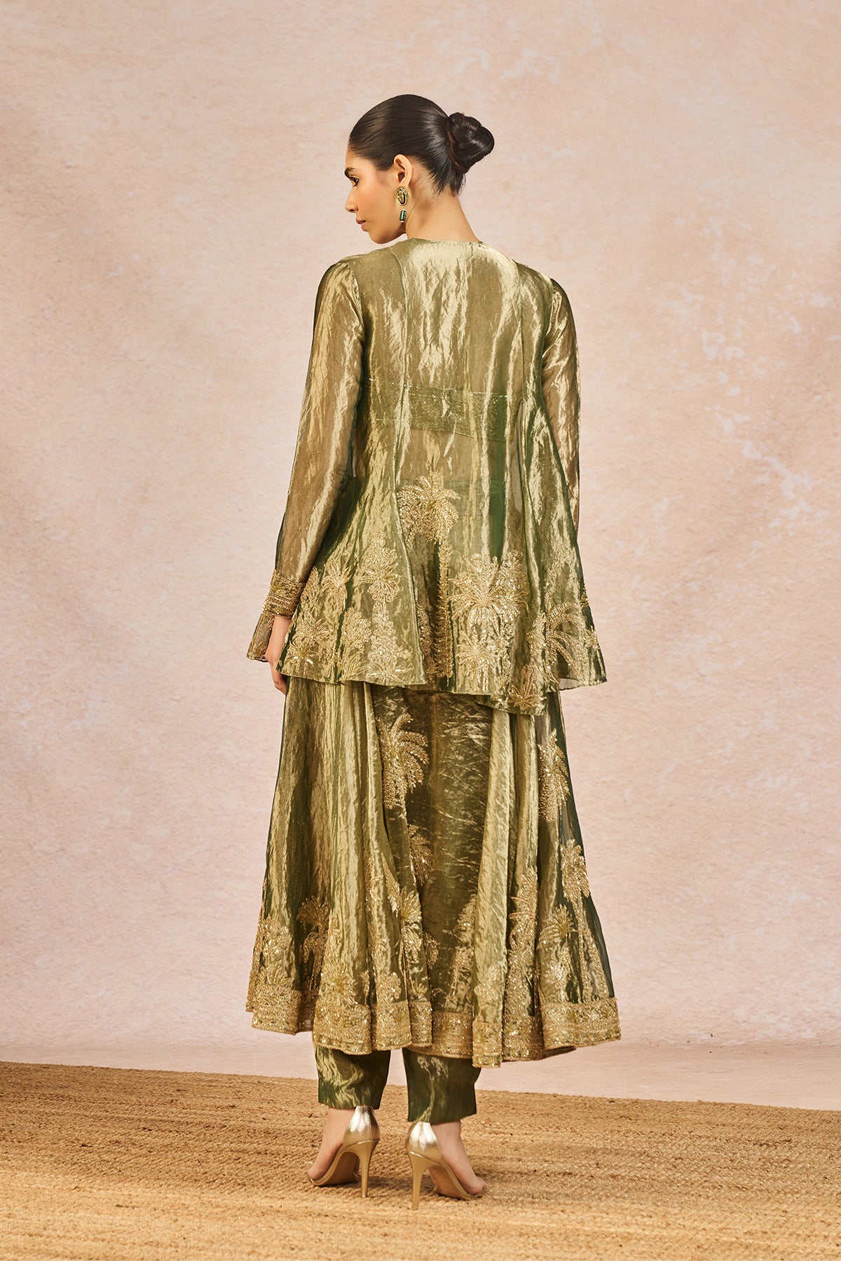 Khwabon Ki Shehzadi Skd Set