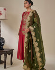 'Ishq Ilaichi' Kurta Set