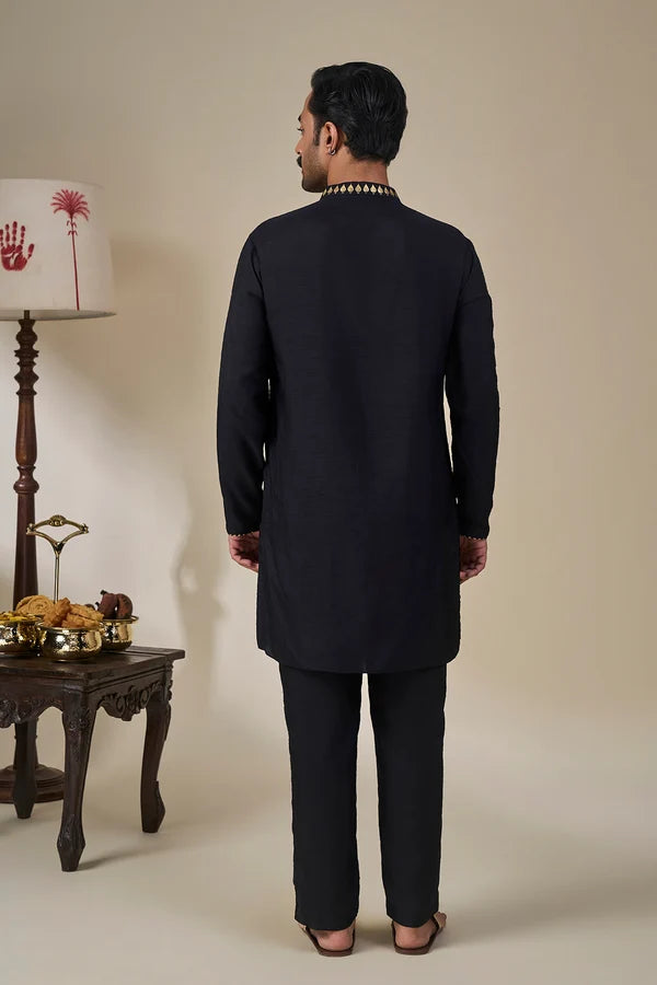 Black Malabar Grove Bandi Set