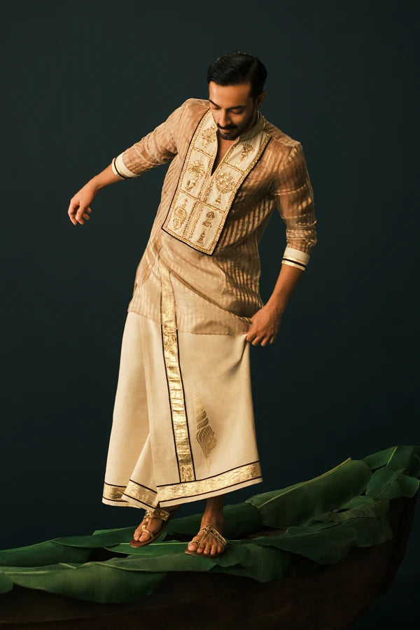 Ivory Kochi Conch Lungi Set