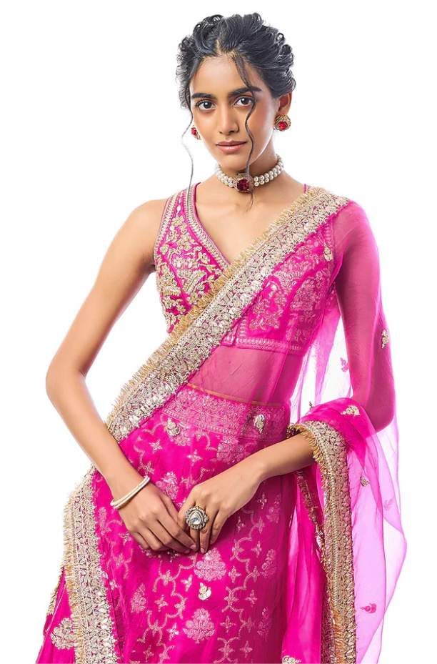 Ayat Lehenga Set
