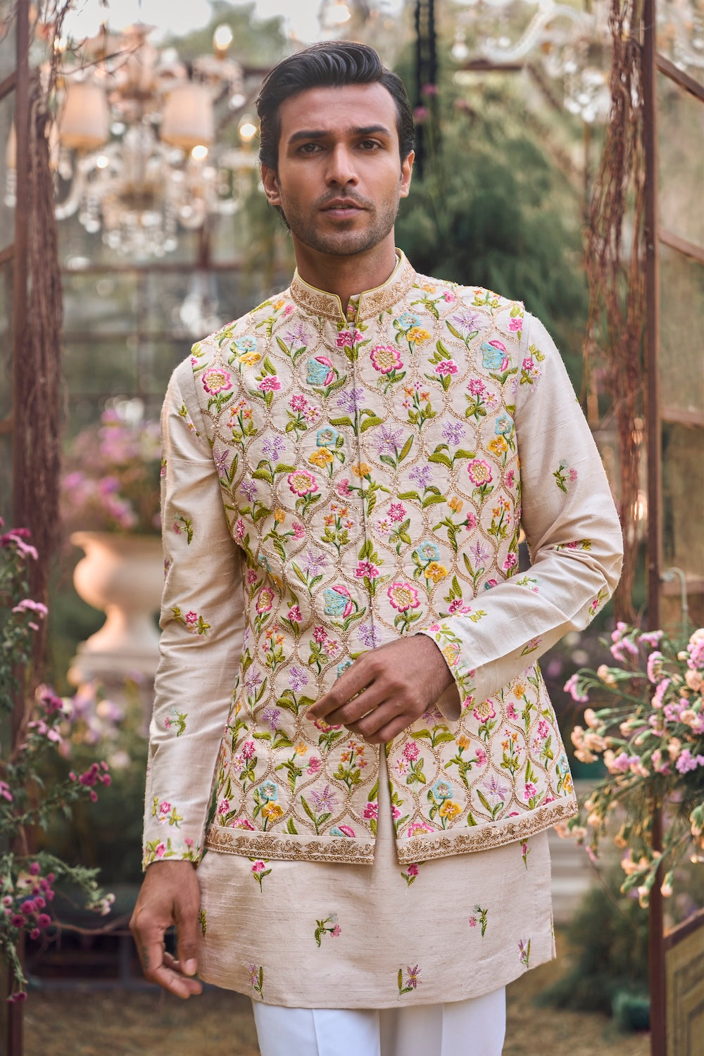 Multi-coloured floral Bundhi Set
