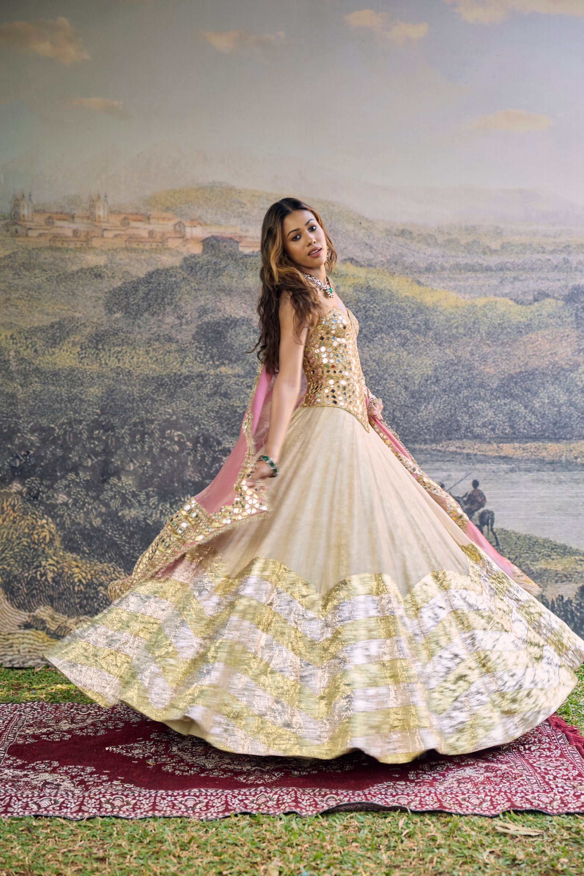 Sunehri Roshan Mirror Lehenga Set