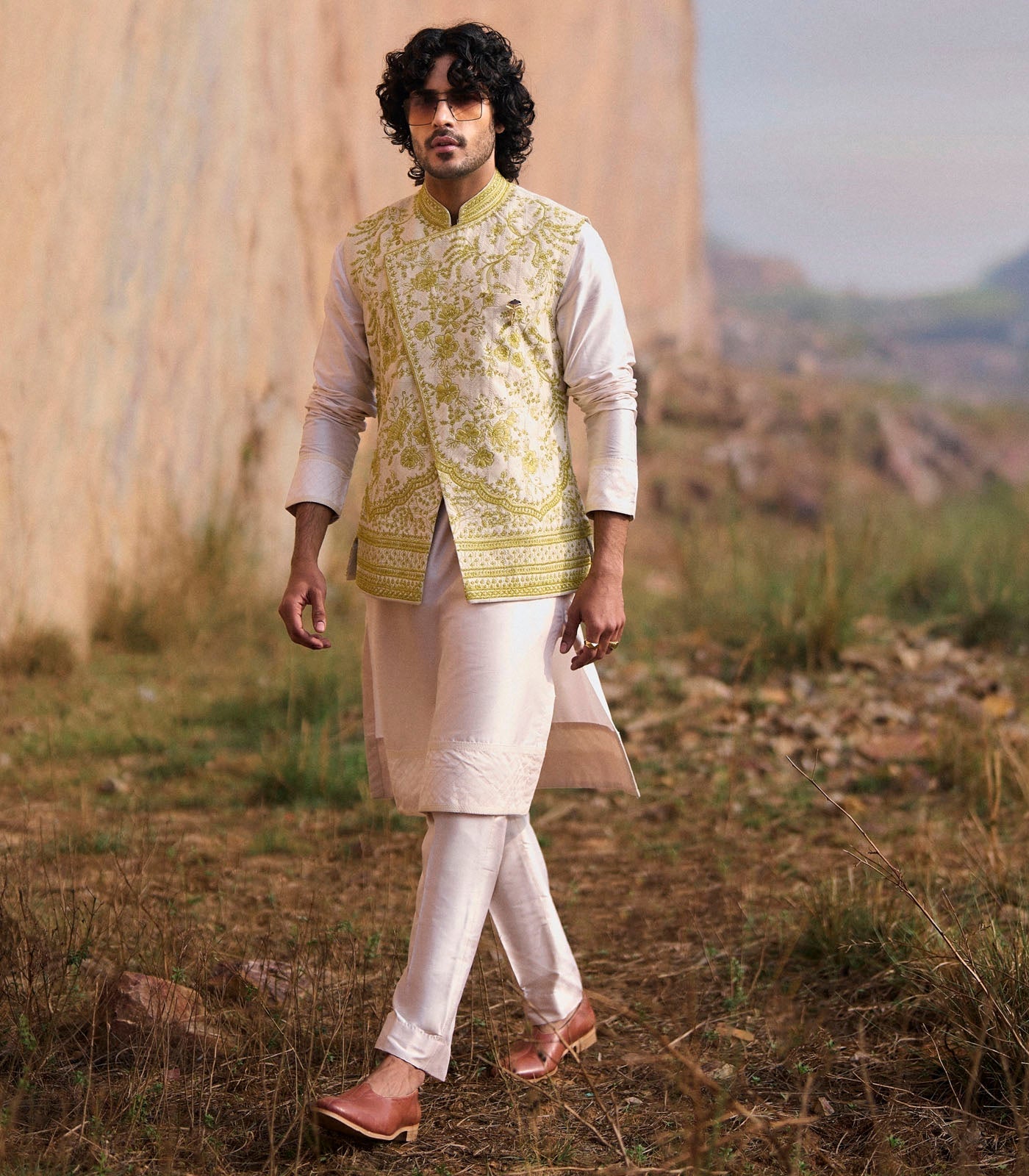 Ivory Bandi Set