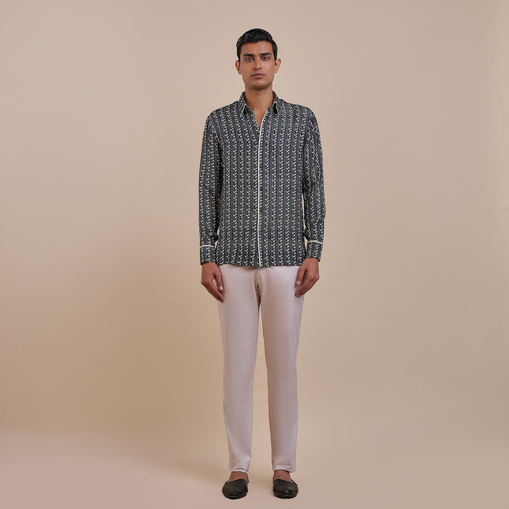 Linear Chevron Shirt | Atth