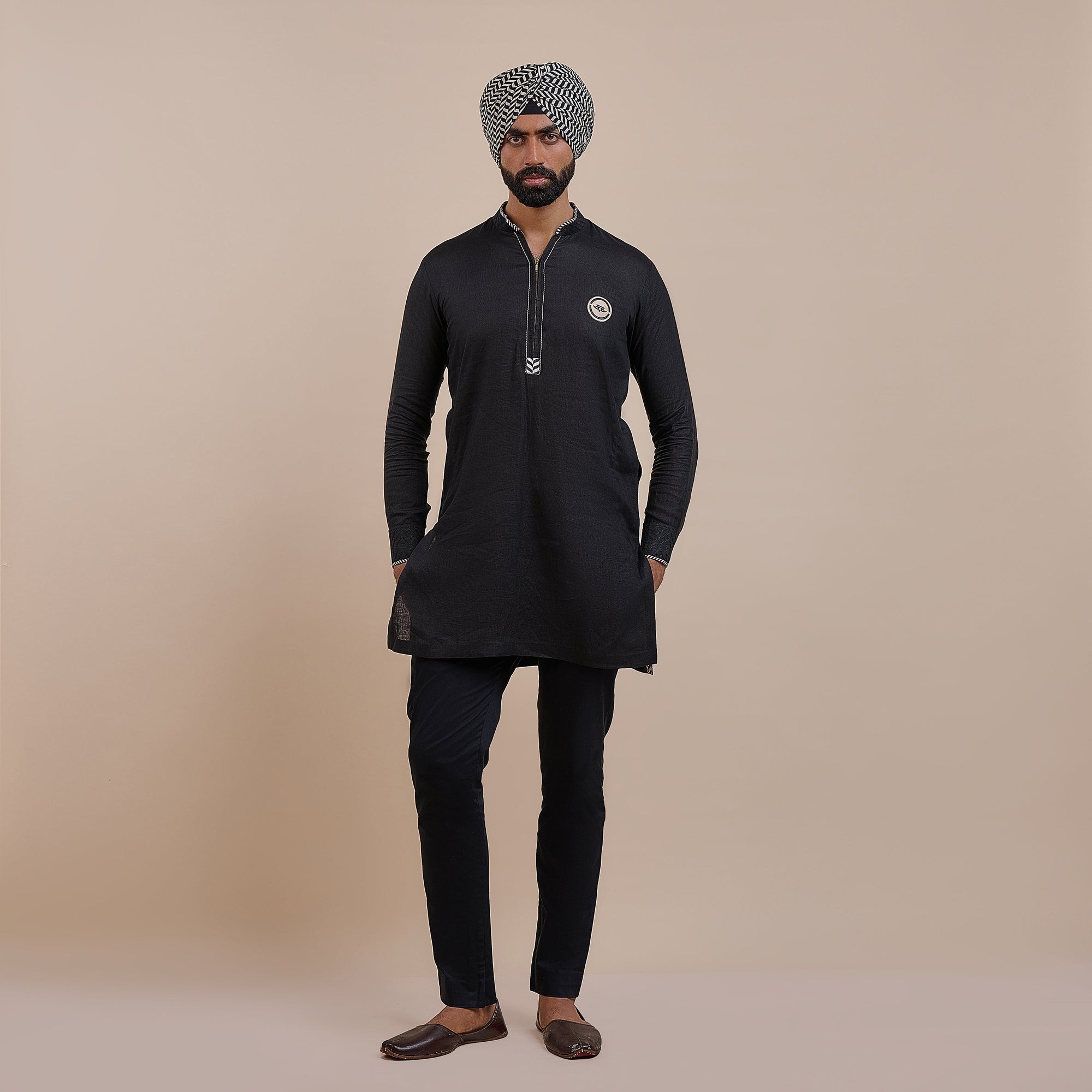 Noir Phoenix Solid Kurta | Atth